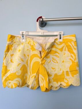Lilly Pulitzer Buttercup Shorts Dandelion Yellow Banana Daiquiri Size 2